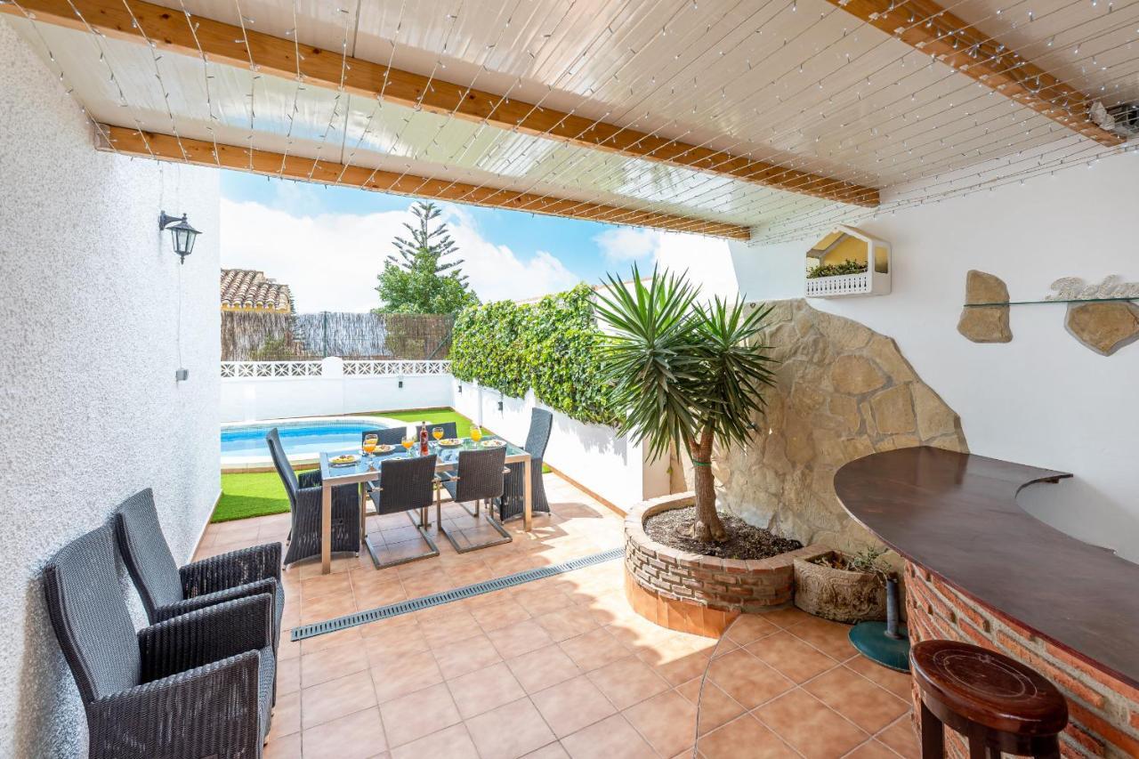 797 Holiday Rentals - Villa Con Piscina Privada Y Barbacoa Para 8 بينالماذينا المظهر الخارجي الصورة